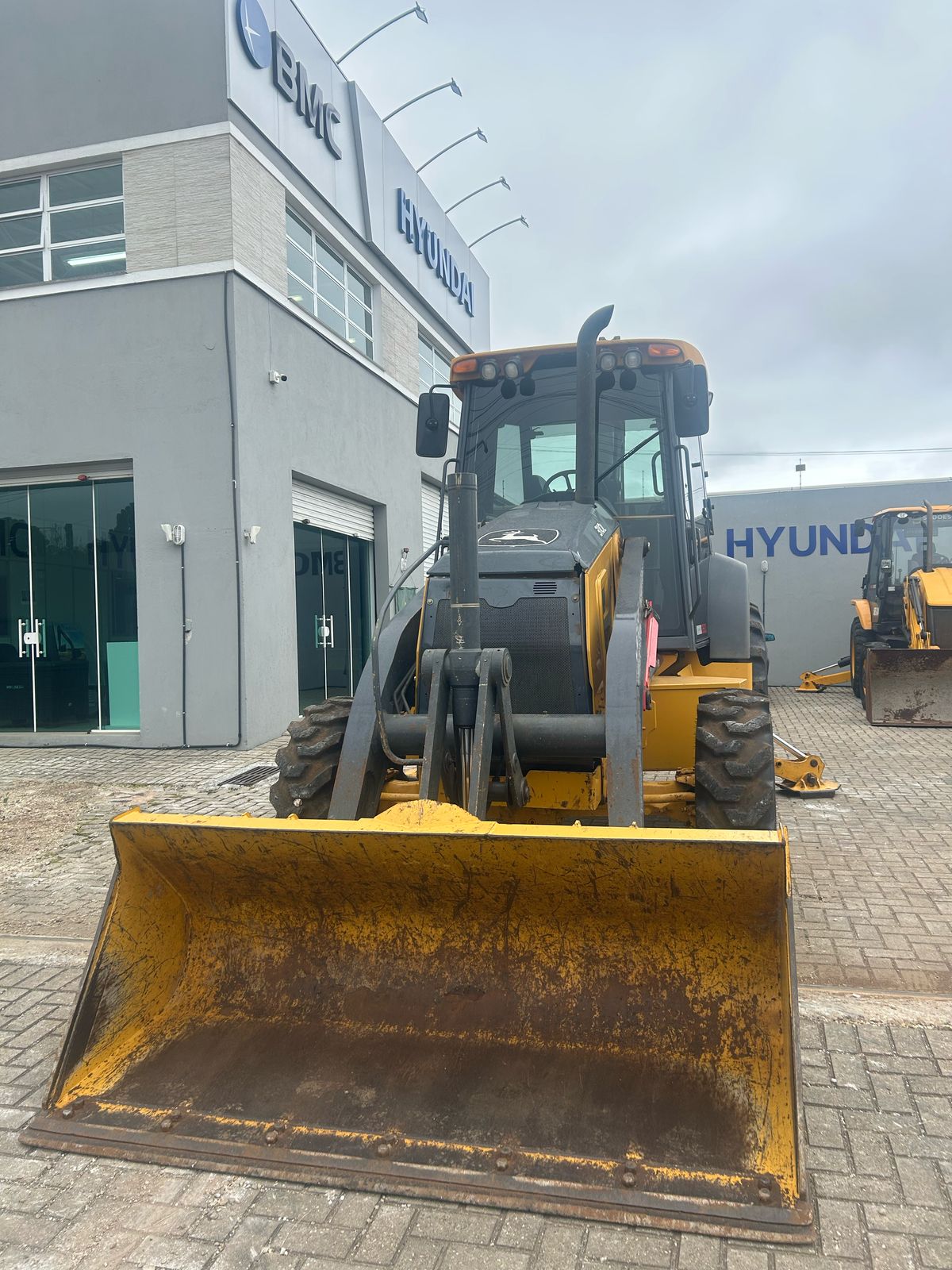 John Deere 310L Retroescavadeira